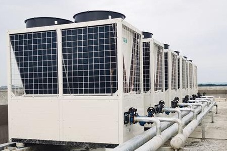工厂供暖：空气能热泵打造舒适生产环境