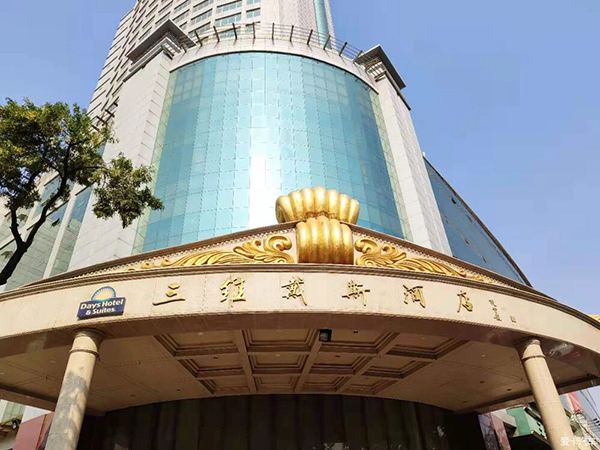 五星级酒店采用的空气源冷暖热泵
