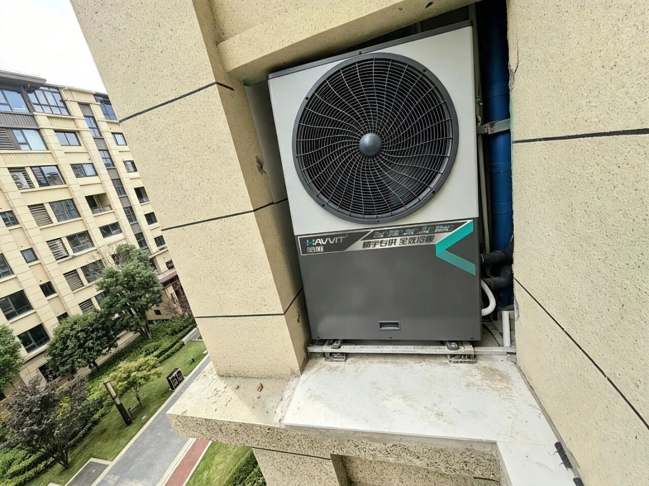 燃气贵,空调燥,楼暖机给出毕节高层采暖更优解!